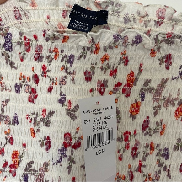 NWT American Eagle Floral Smocked Peplum Off Shoulder Top - SIZE M - Picture 4 of 5